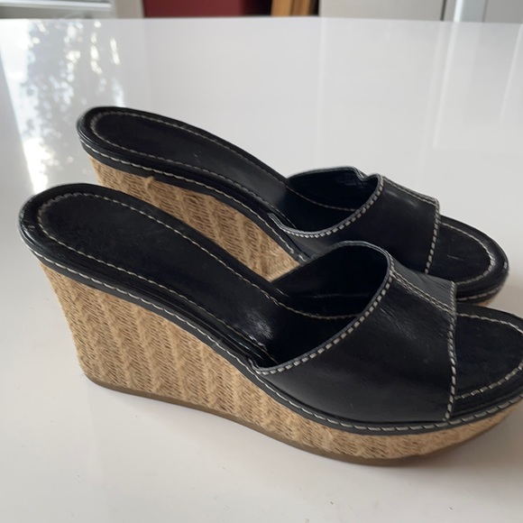 Nine West Size 8 Wedge Sandal - Picture 1 of 2